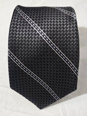 Robert Graham Made in USA 100% Silk Necktie Black White Blue Striped